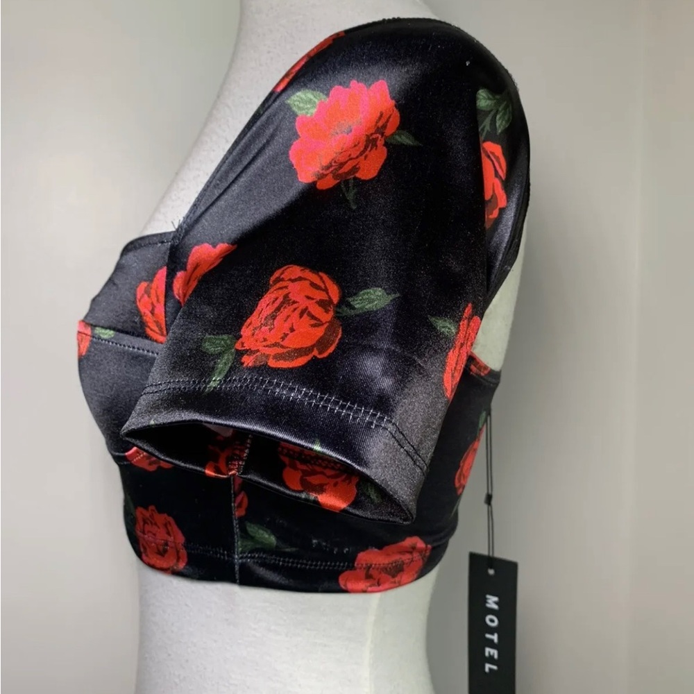MOTEL ROCKS Yoona Crop Top Black Floral Satin Stretch Rose Size Small UK 10 - Picture 4 of 9